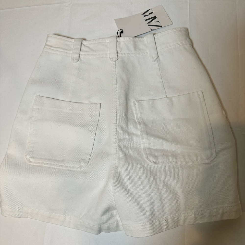 Zara NWT Shorts with gold buttons - Picture 6 of 7